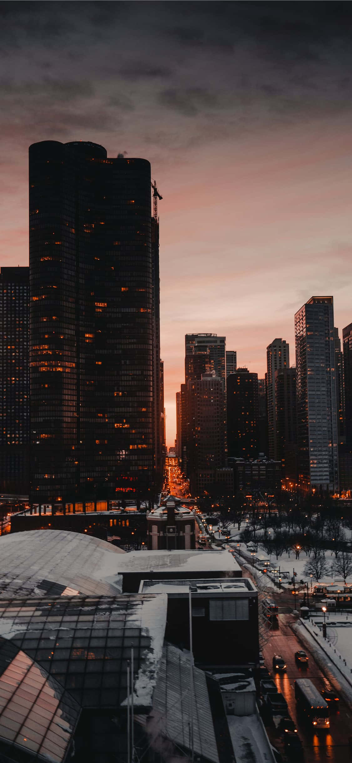 USA iPhone, city street, skyscrapers, Full HD Phone Wallpaper
