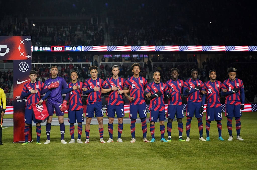 USA National Football Team, red blue striped jerseys, lit stadium field, SD Desktop Wallpaper