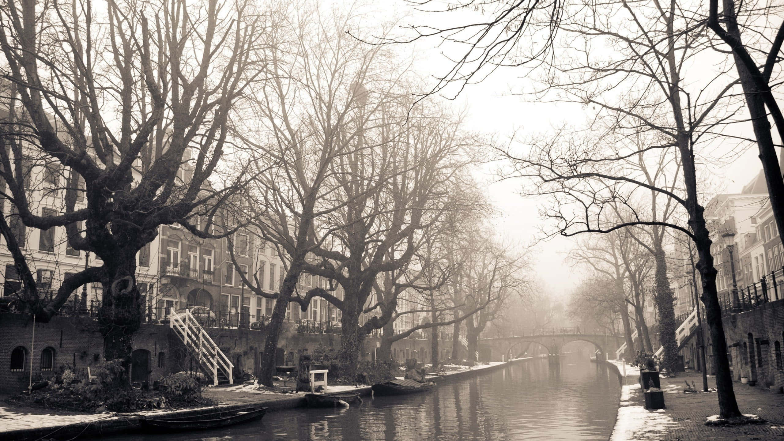 Utrecht, canal, misty, 2K Desktop Wallpaper