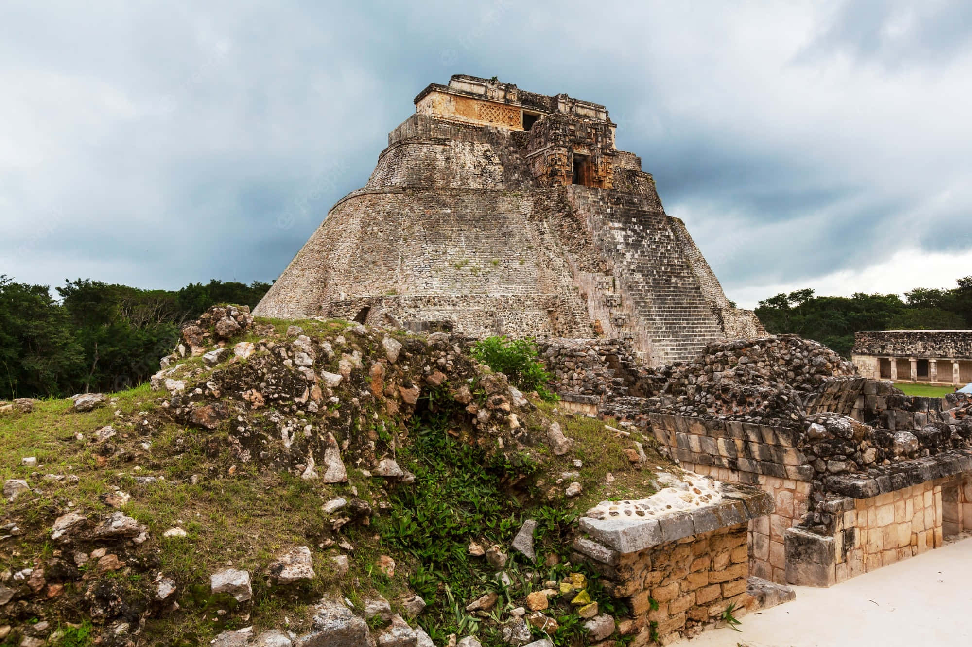 Uxmal, ancient Mayan pyramid, jungle-covered ruins, Full HD Desktop Wallpaper