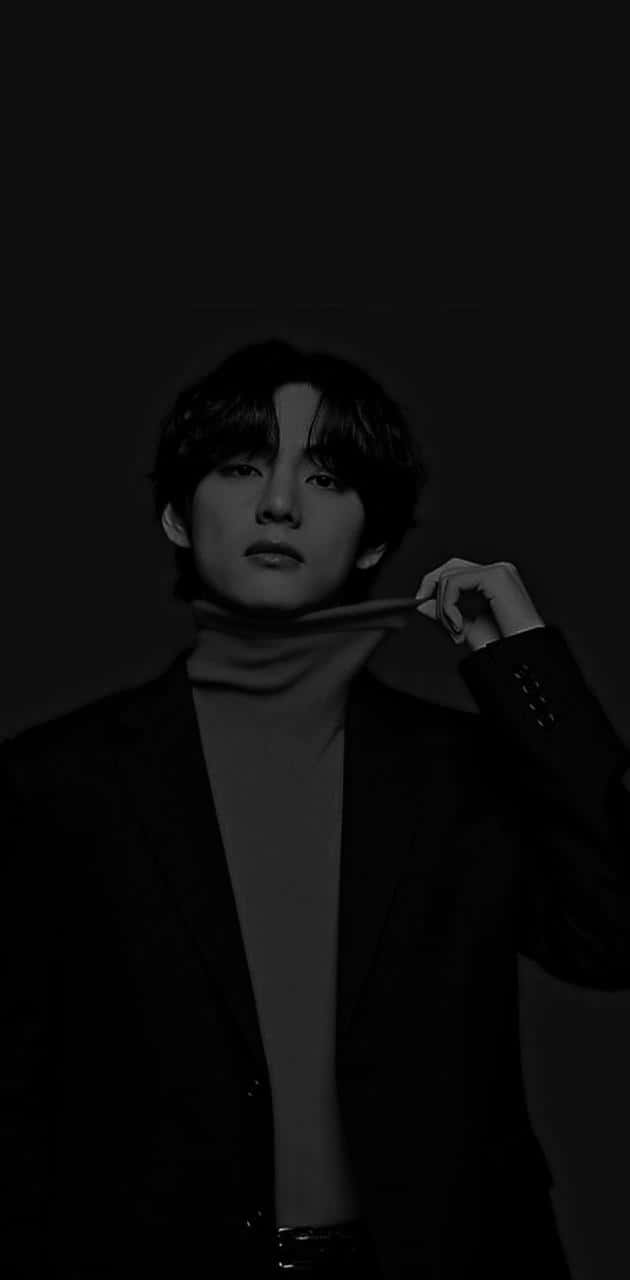 V Bts Phone, dark mode, monochrome portrait, HD Phone Wallpaper