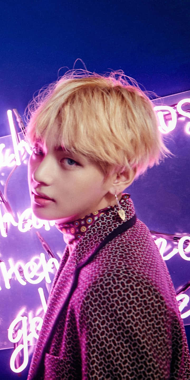 V Bts Phone, blonde hair, blue eyes, HD Phone Wallpaper