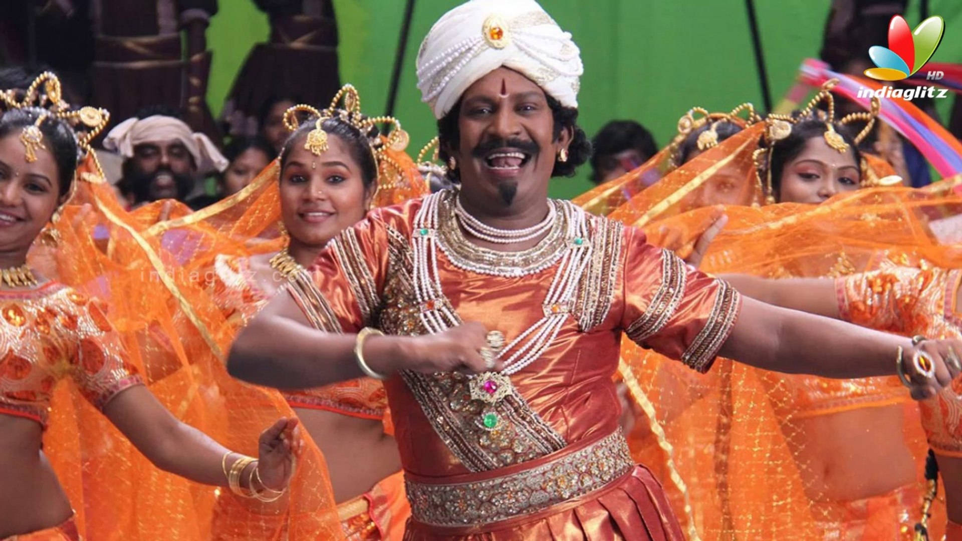 Vadivelu, Indian dancers, ornate orange costume, Full HD Desktop Wallpaper