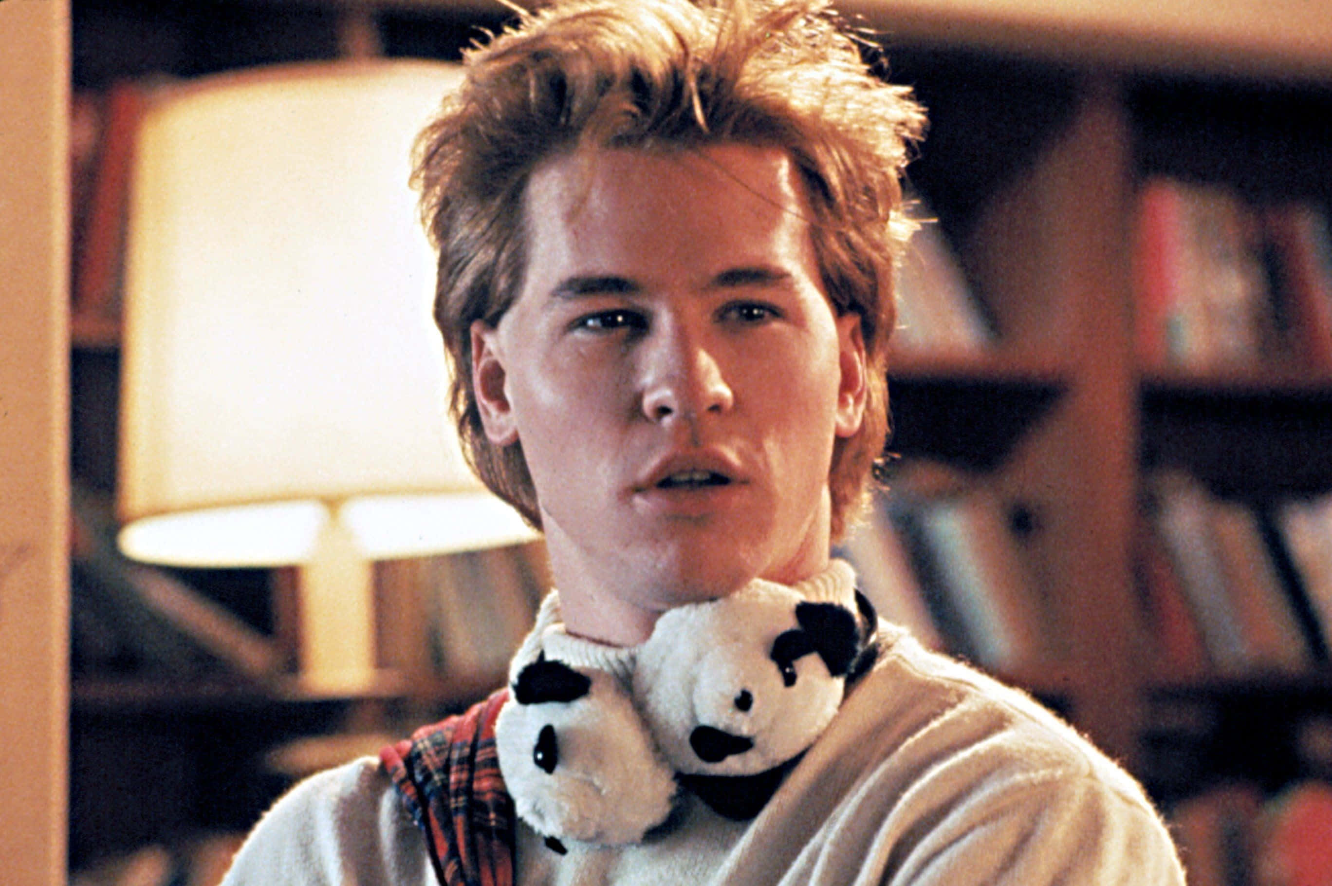 Val Kilmer, young actor, panda plush bowtie, 2K Desktop Wallpaper