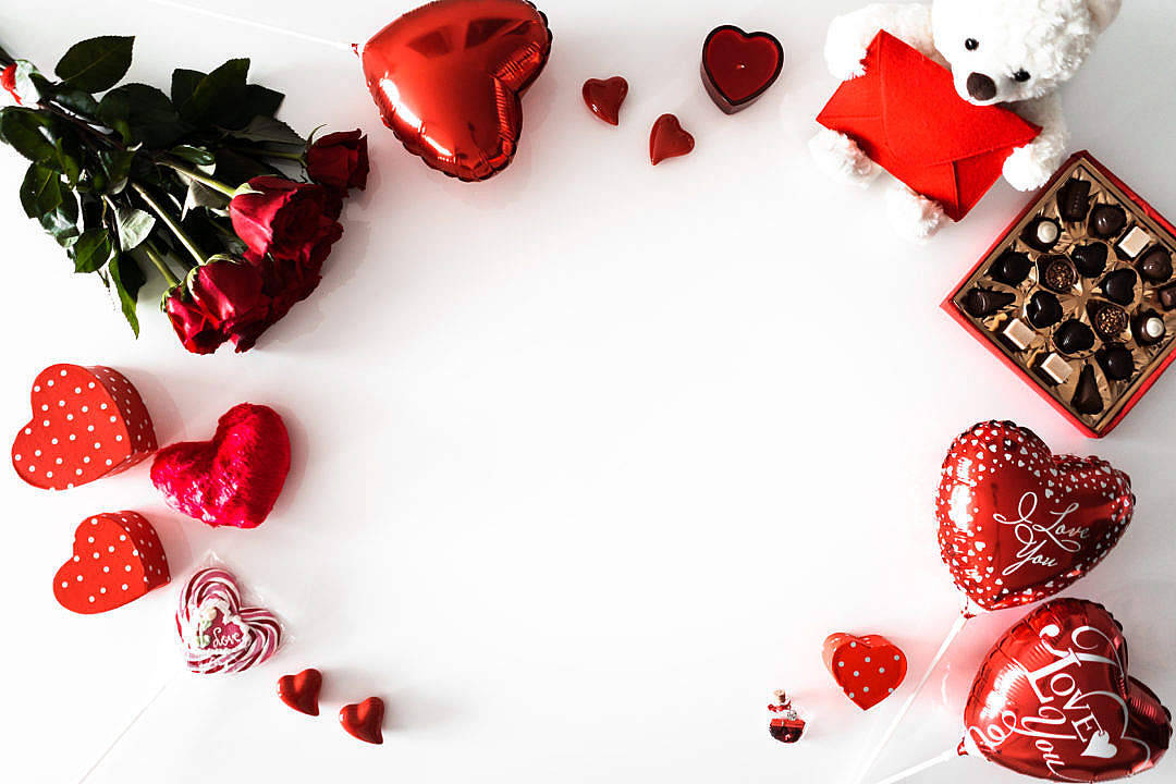 Valentines Love Desktop, red roses, heart balloons, SD Desktop Wallpaper