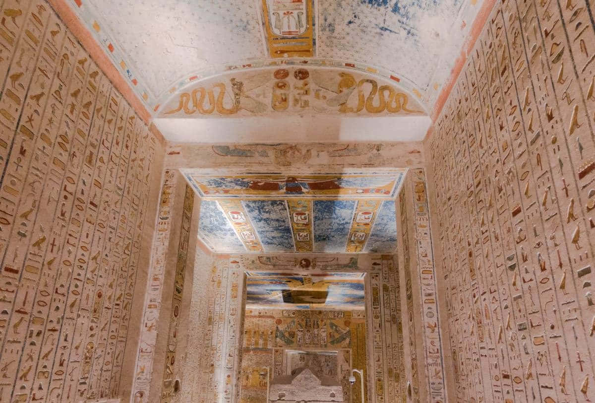 ancient Egyptian tomb, hieroglyphs, faded hieroglyphs, SD Desktop Wallpaper