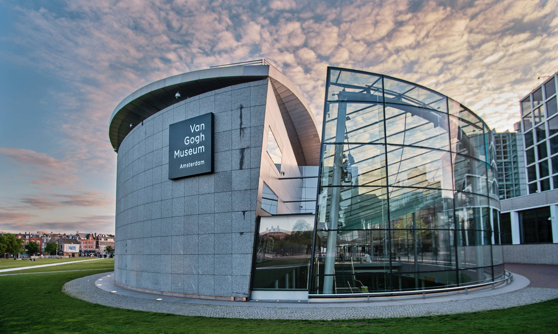 Van Gogh Museum, elliptical building, curved glass, Full HD Desktop Wallpaper