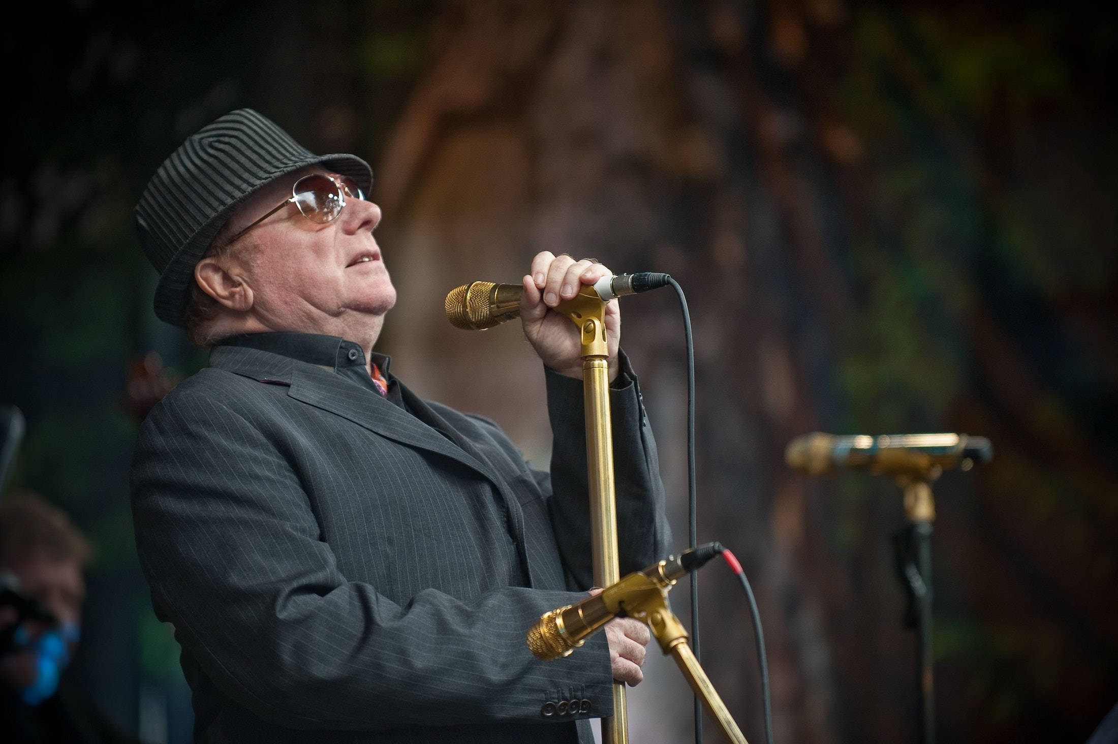 Van Morrison, striped hat, sunglasses, Full HD Desktop Wallpaper