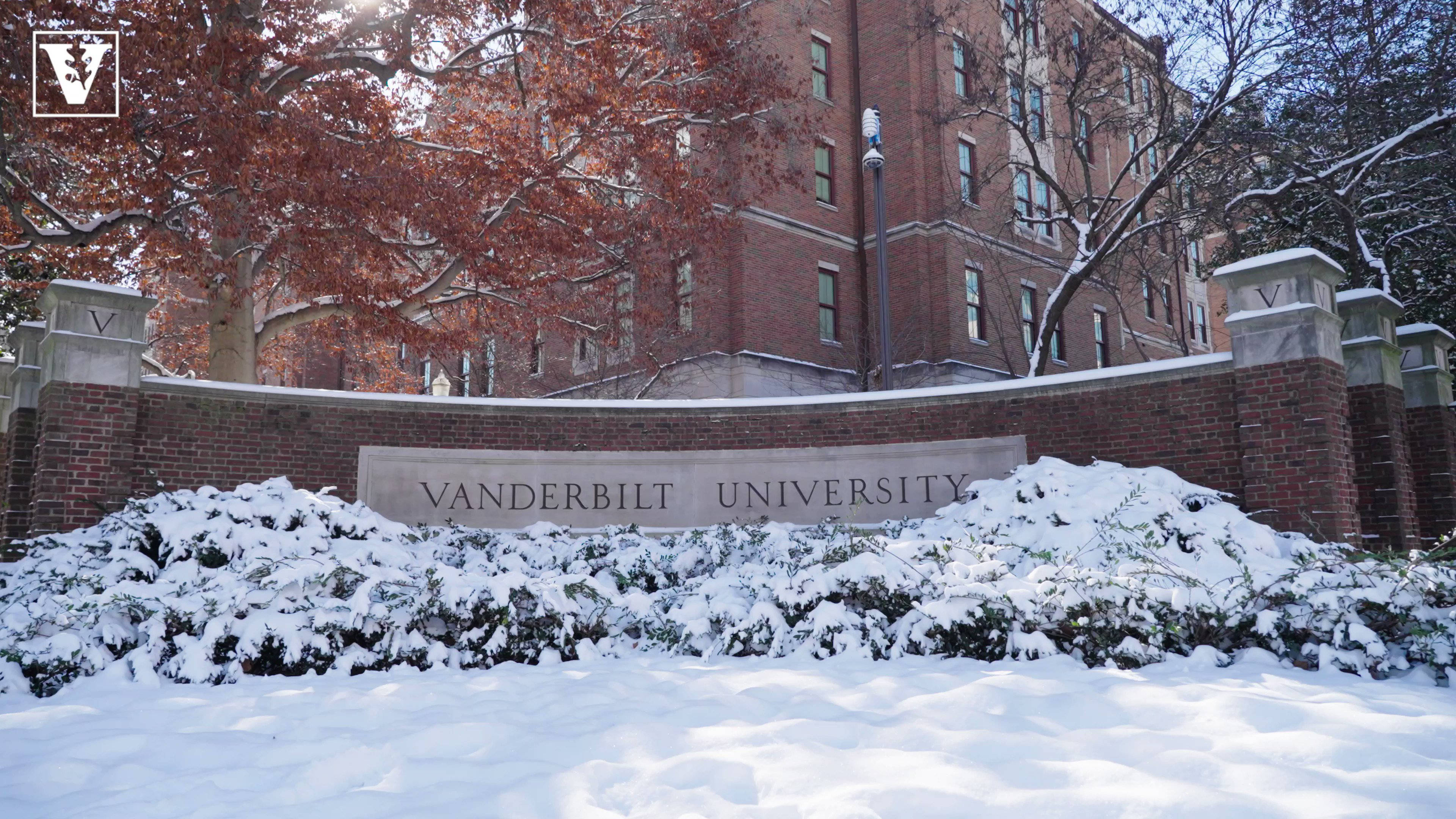 Vanderbilt University, red brick campus building, autumn trees, 4K Desktop Wallpaper