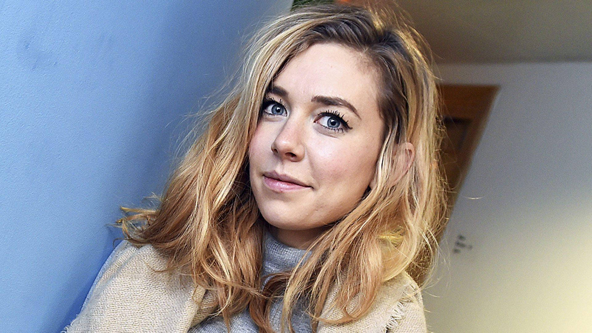 Vanessa Kirby, blonde hair, blue eyes, Full HD Desktop Wallpaper