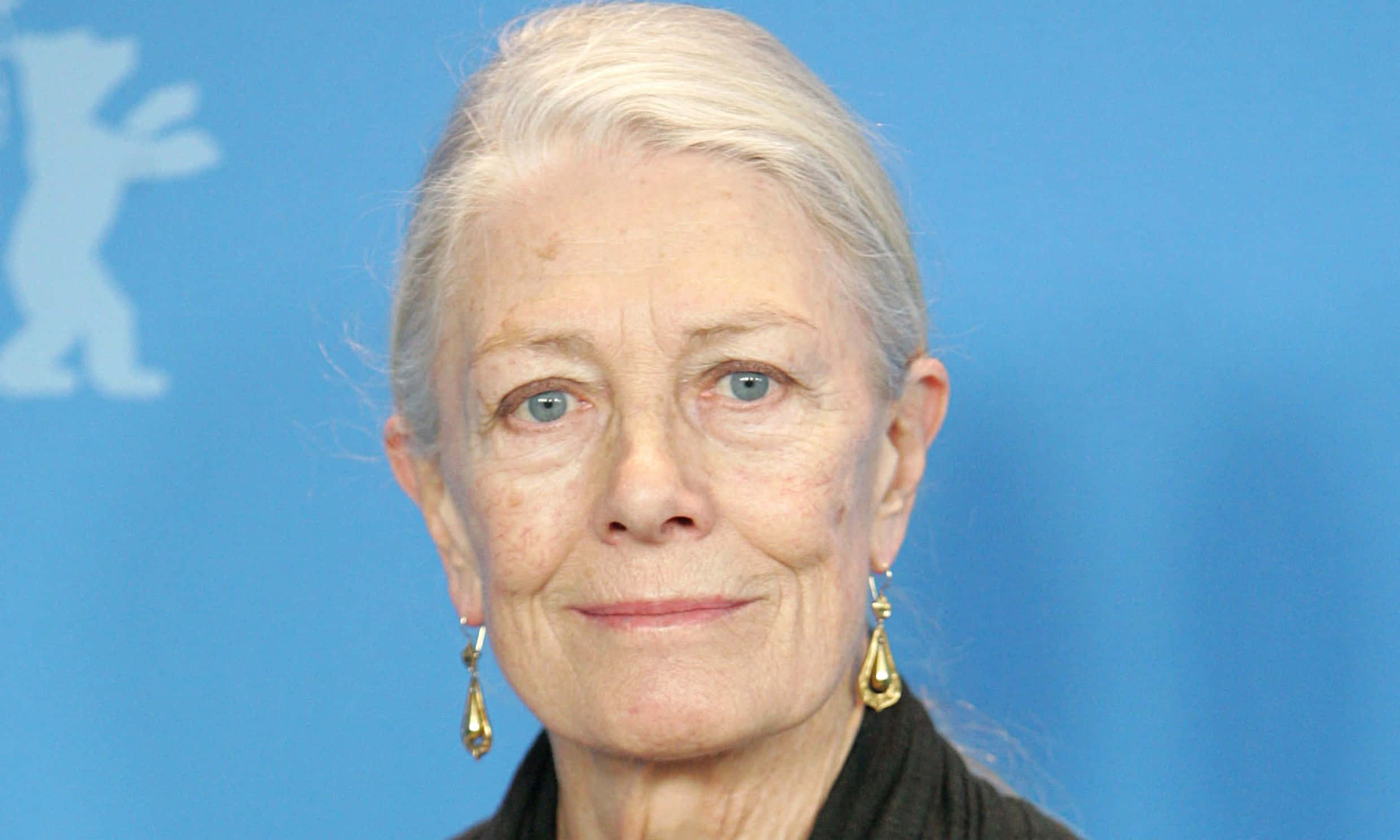 Vanessa Redgrave, white hair, blue eyes, Full HD Desktop Wallpaper