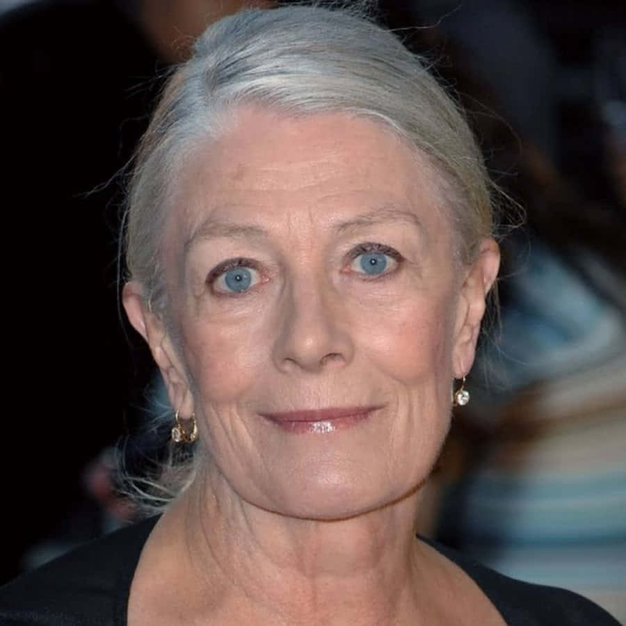Vanessa Redgrave, silver hair, striking blue eyes, SD Desktop Wallpaper