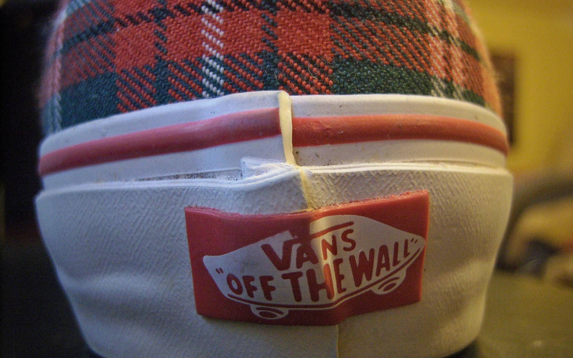 Vans Off The Wall, red white and black plaid fabric upper, iconic red logo tag, Full HD Desktop Wallpaper