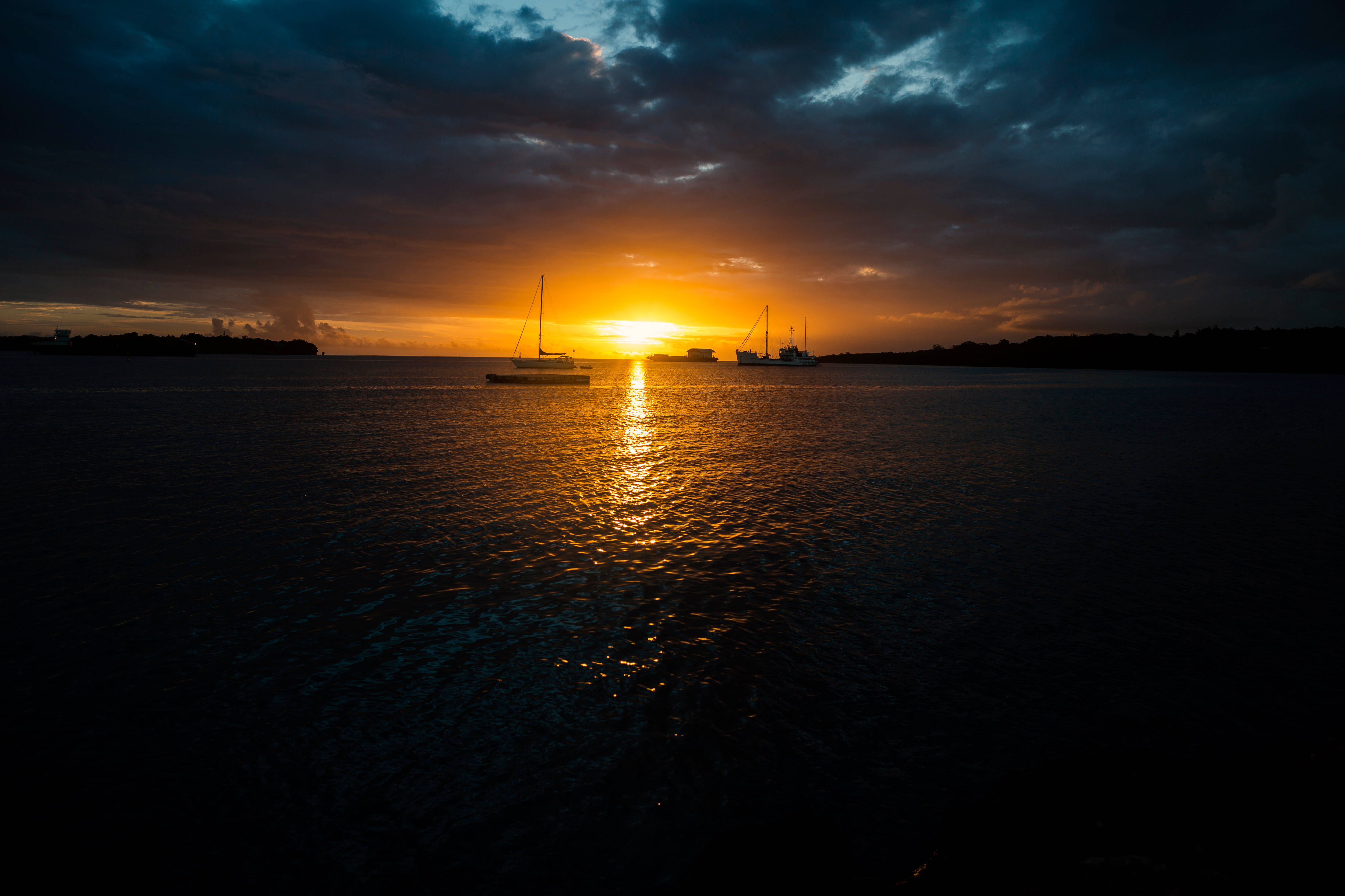 Vanuatu, Dark Sunset, golden light, 5K Desktop Wallpaper