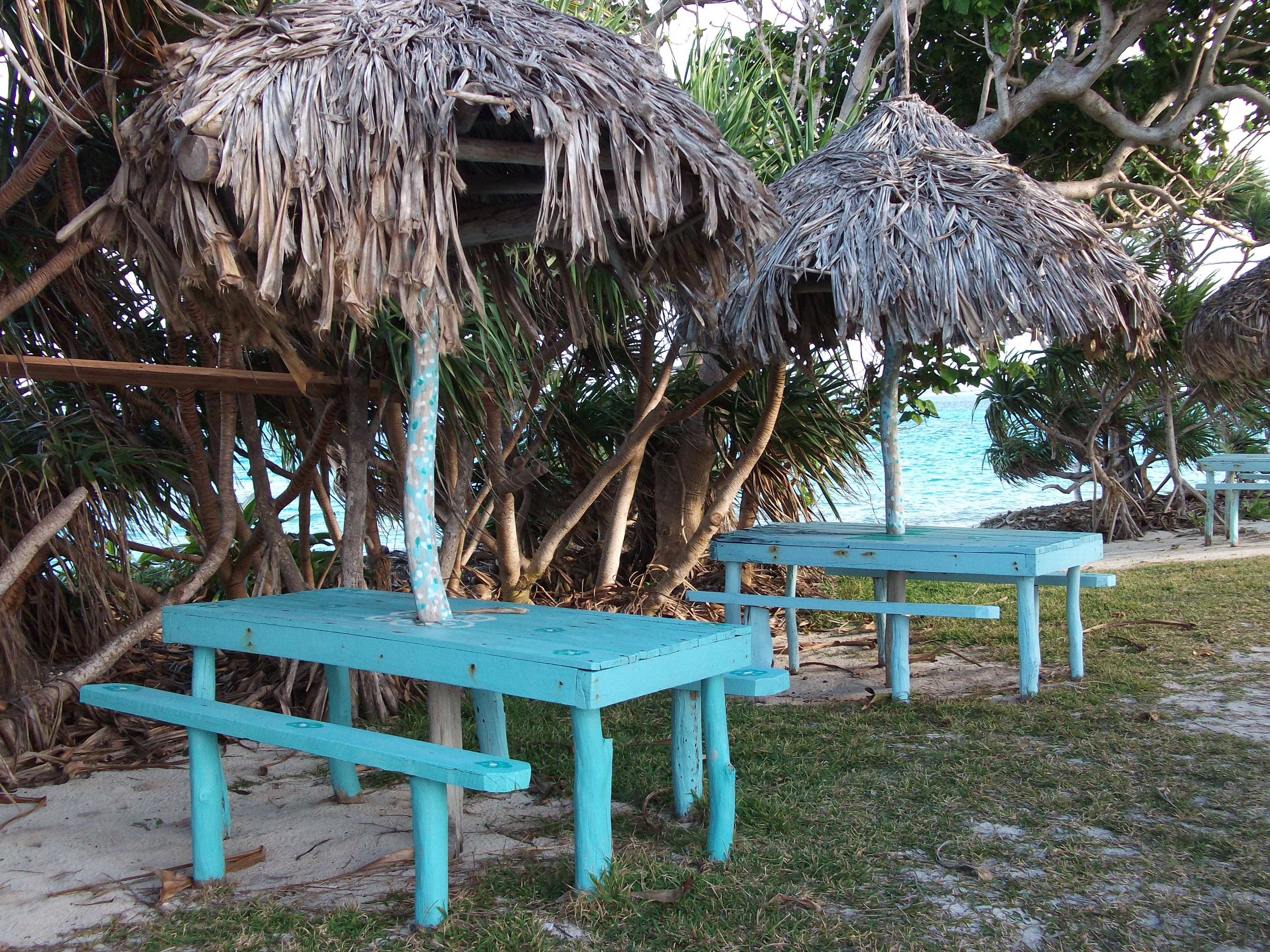 Vanuatu, beach blue bench, turquoise picnic tables, 4K Desktop Wallpaper