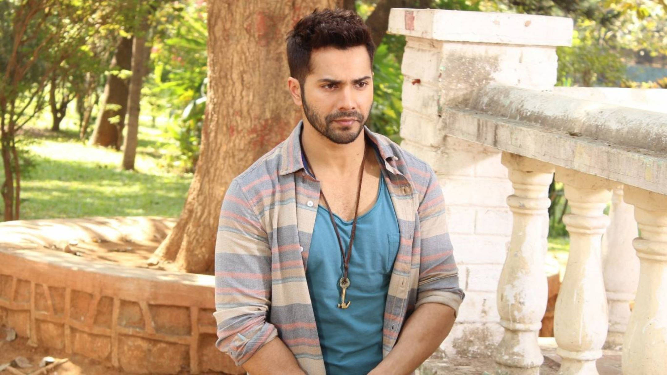 Varun Dhawan, beard, key necklace, Full HD Desktop Wallpaper