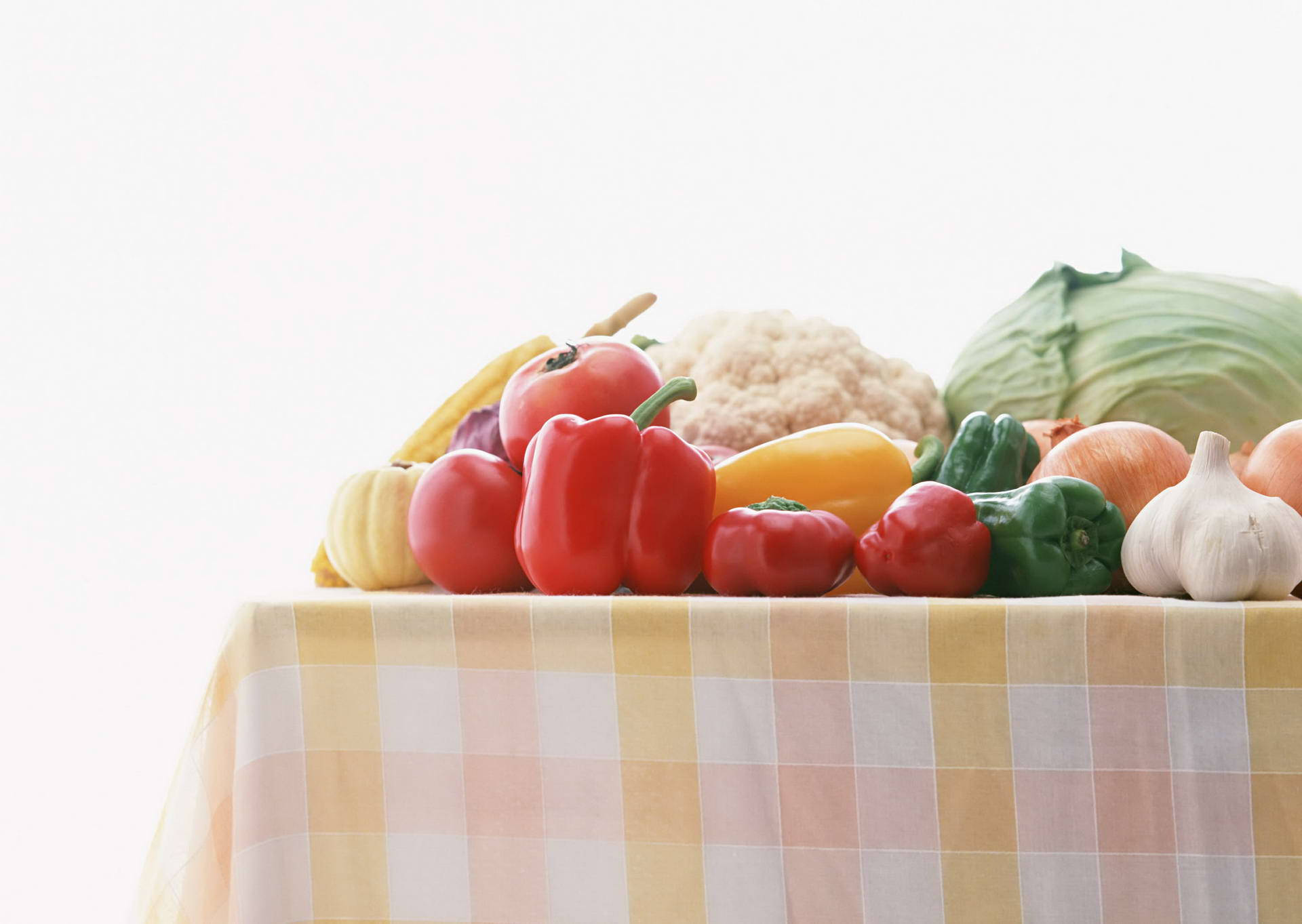 picnic table, vegetables, yellow checkered tablecloth, Full HD Desktop Wallpaper