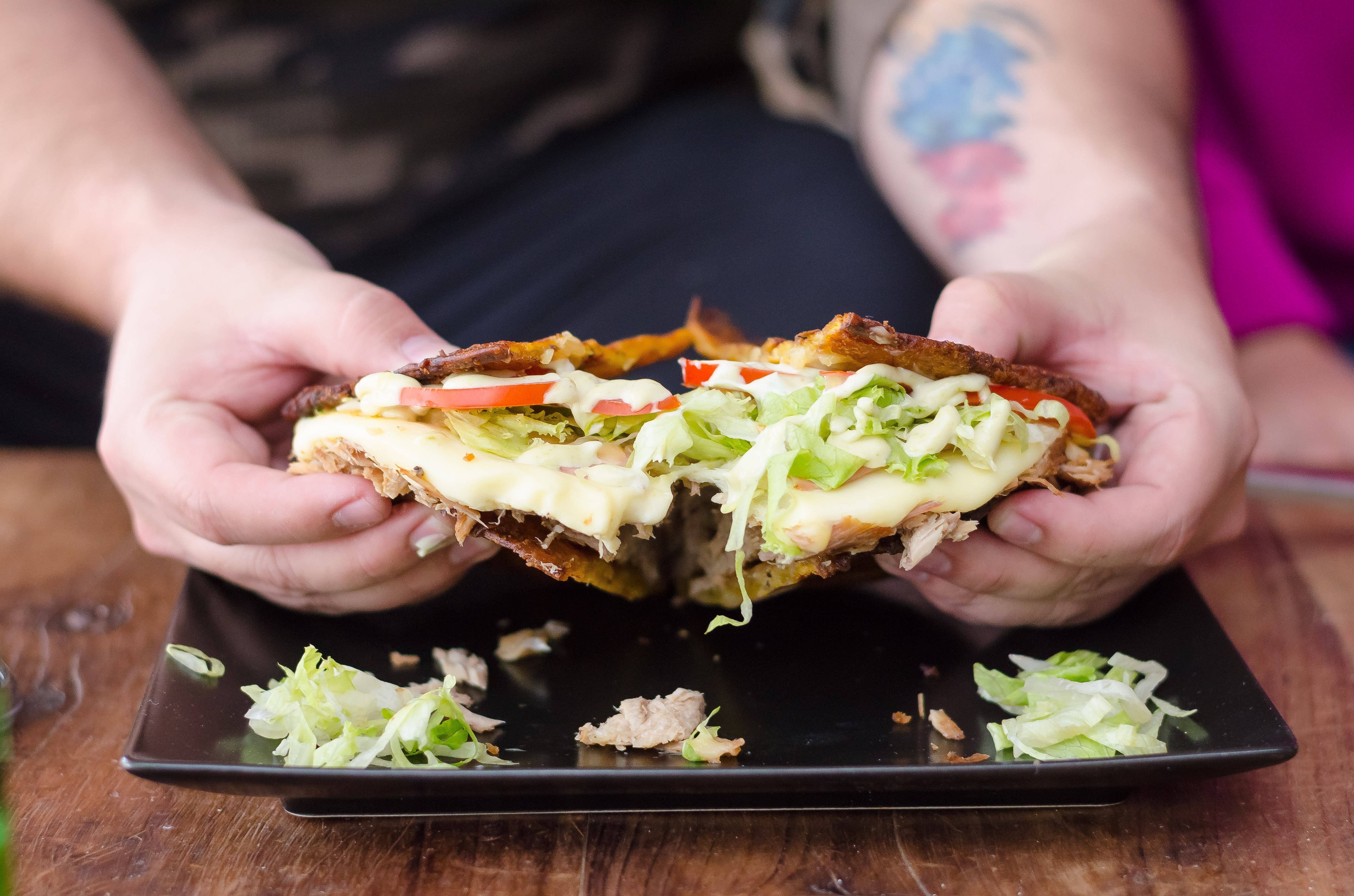 Venezuela, cheesy loaded sandwich, melted cheese, 4K Desktop Wallpaper