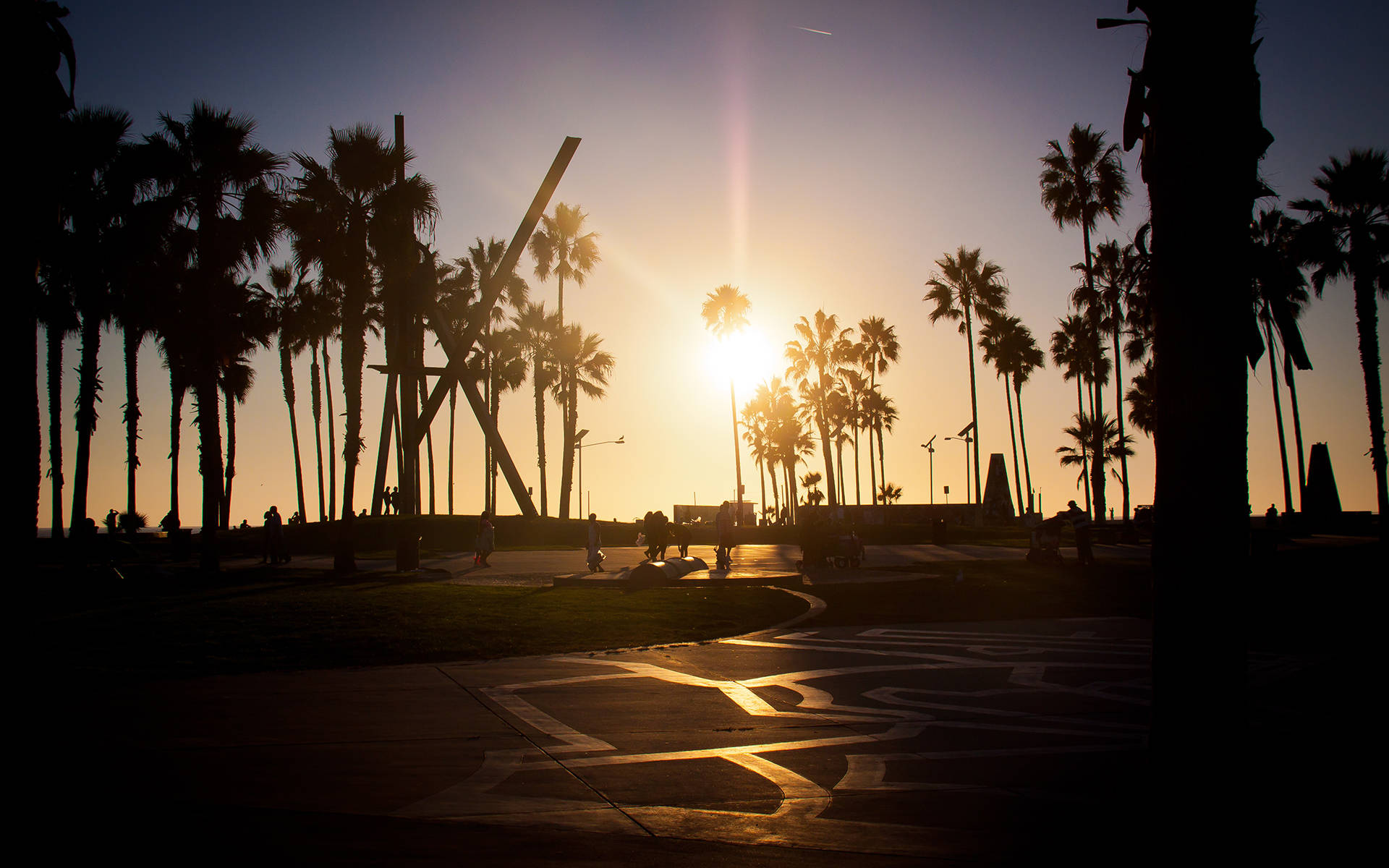 Venice Beach, setting sun, palm trees, Full HD Desktop Wallpaper