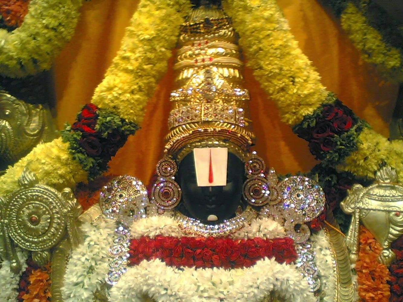 Venkateswara Swamy, black deity, golden jewelry, HD Desktop Wallpaper