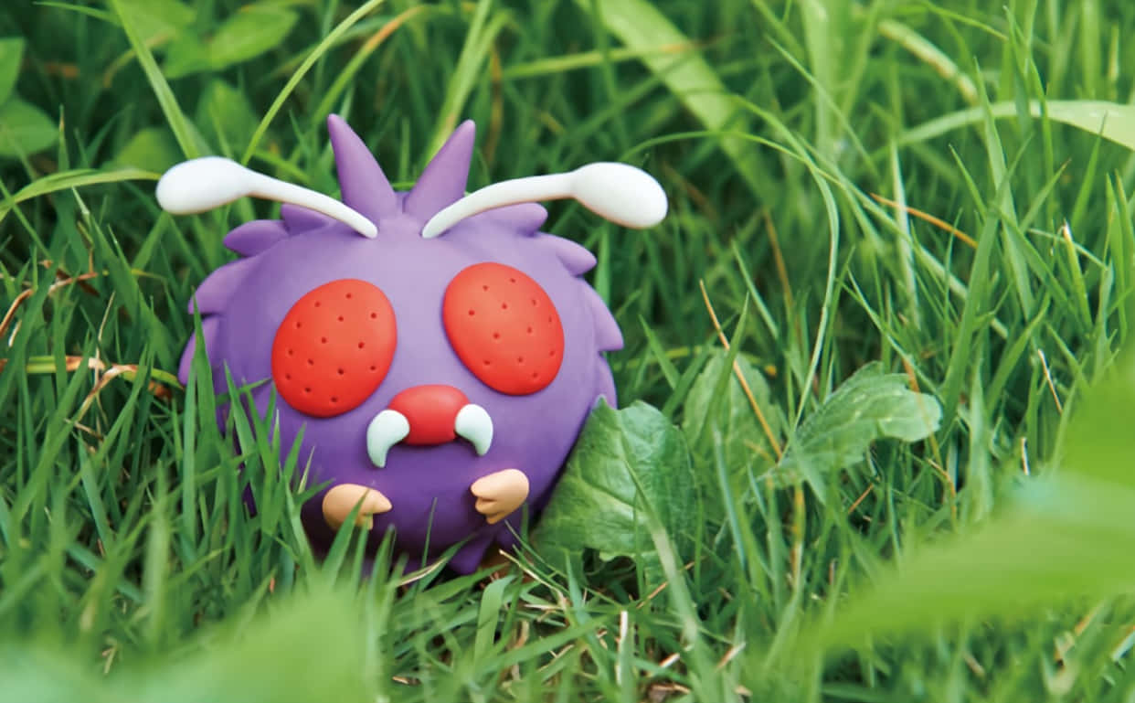 Venonat, purple clay-like, red eyes, SD Desktop Wallpaper