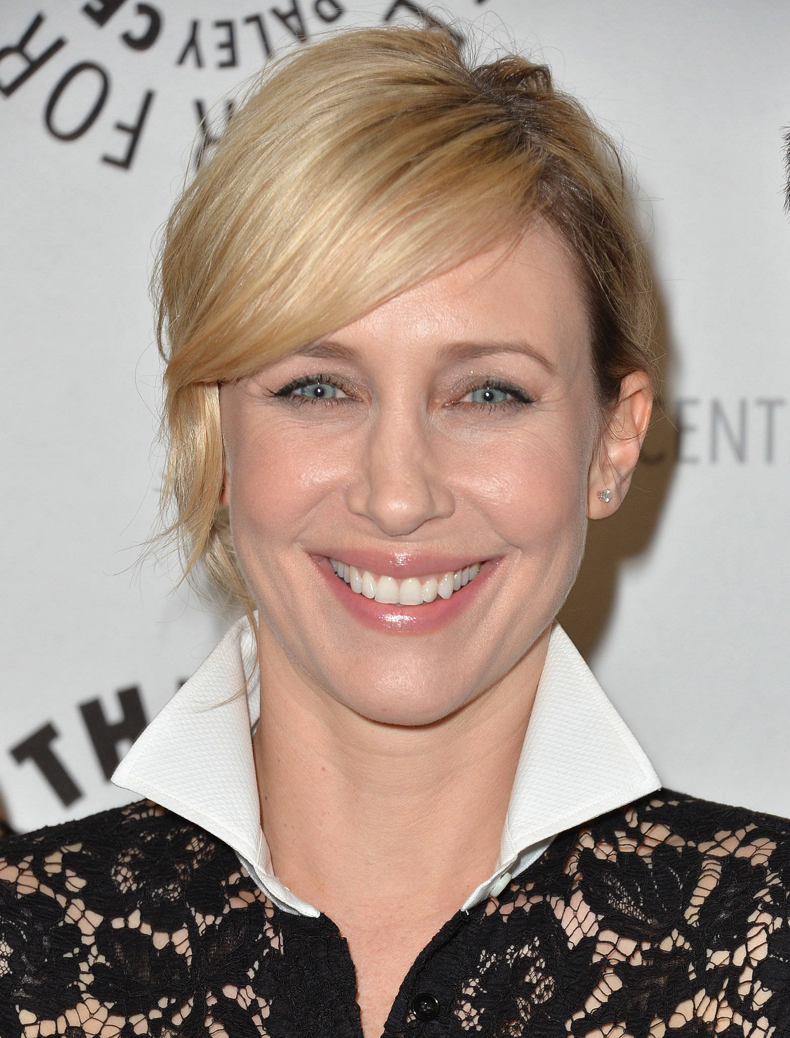 Vera Farmiga, blonde, blue eyes, Full HD Phone Wallpaper