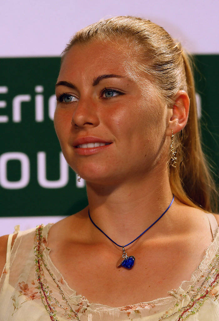 Vera Zvonareva, blonde woman, blue eyes, SD Phone Wallpaper