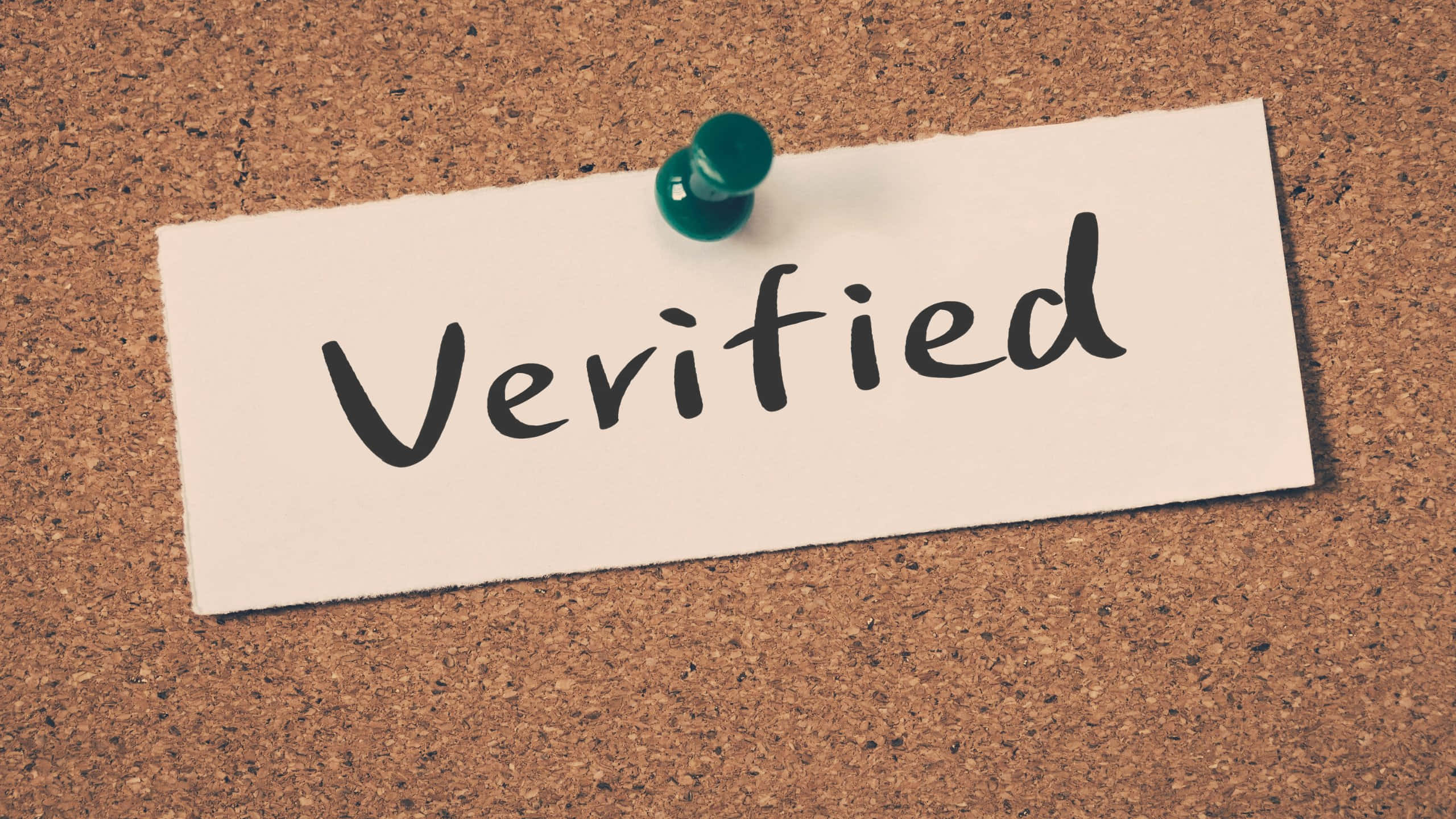 Verified, corkboard, green thumbtack, 2K Desktop Wallpaper