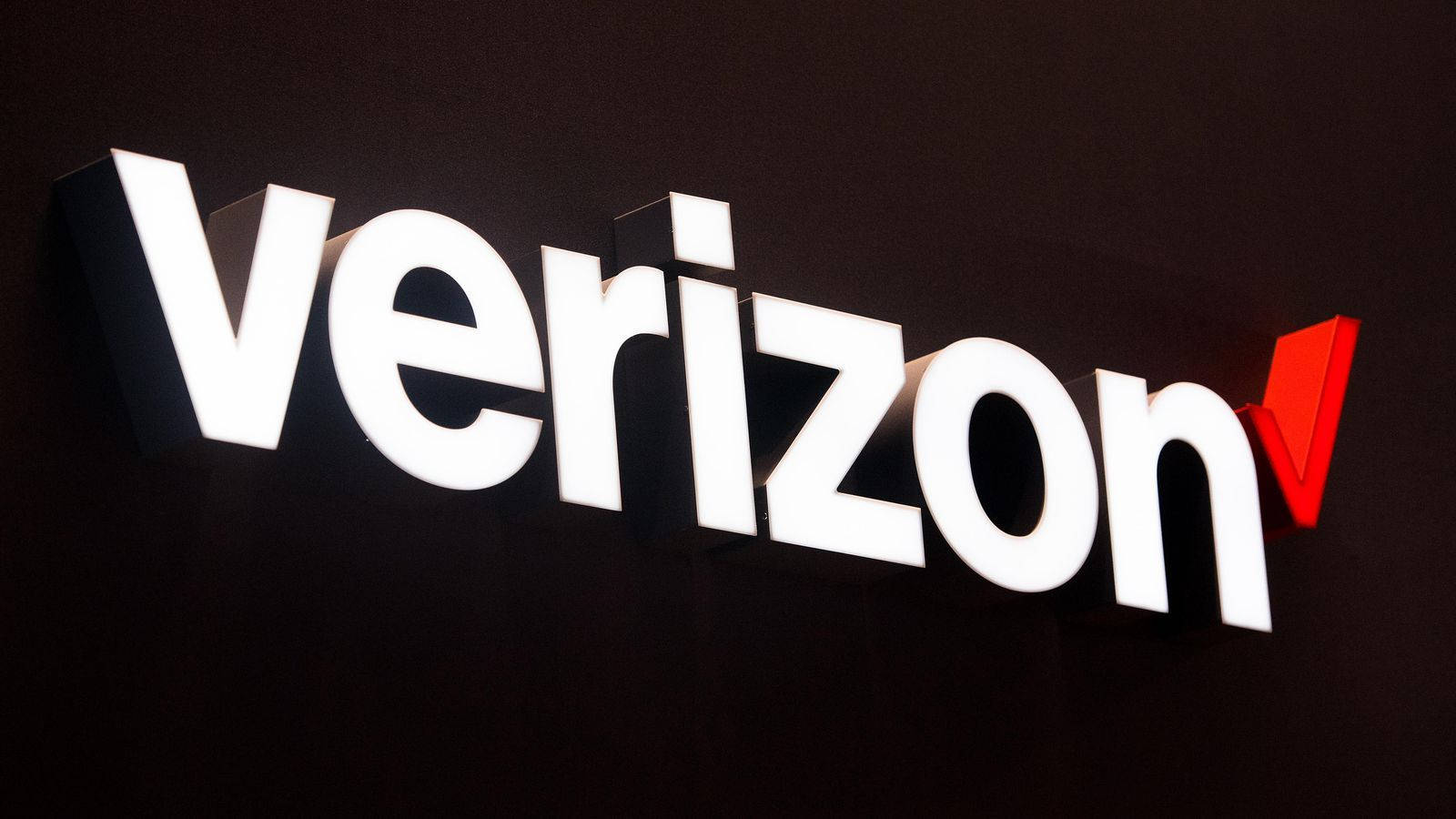Verizon, white and red, logo sign, HD Desktop Wallpaper