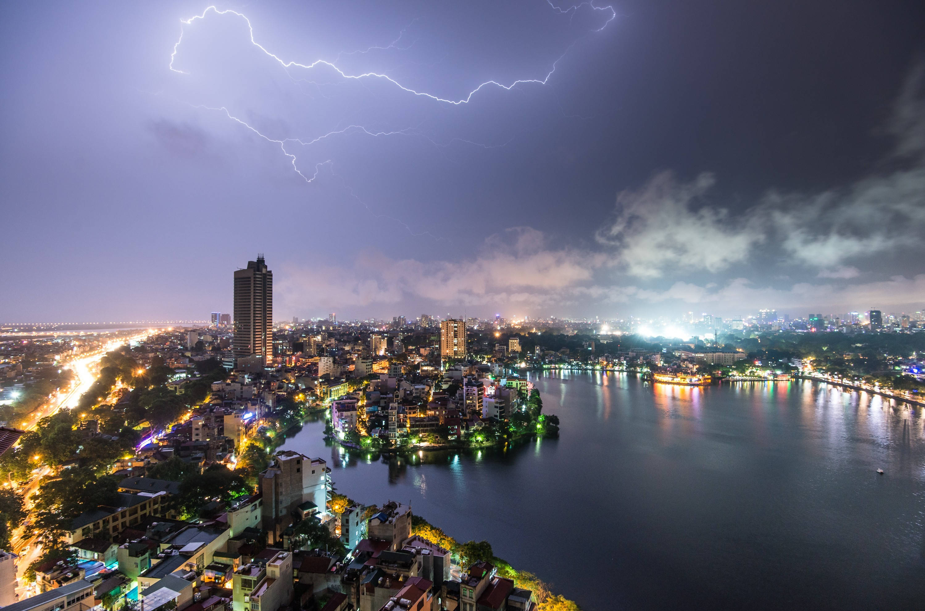 Vietnam, lightning storm, night cityscape, 2K Desktop Wallpaper