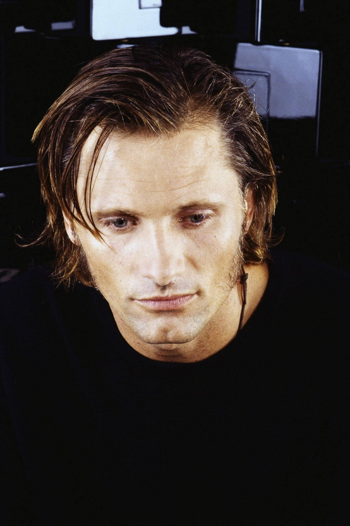 Viggo Mortensen, wet-looking brown hair, intense gaze, HD Phone Wallpaper