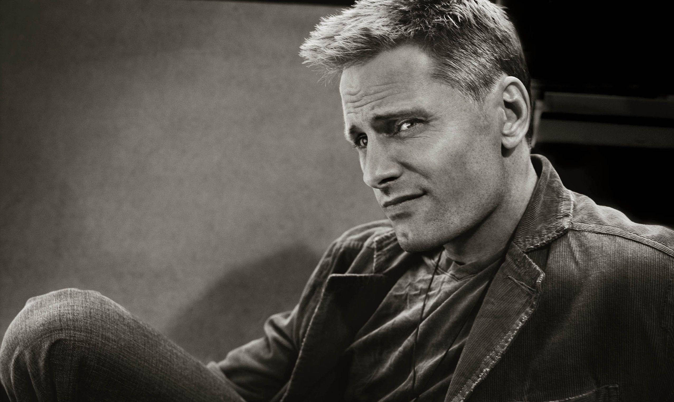 Viggo Mortensen, monochrome, black and white portrait, Full HD Desktop Wallpaper