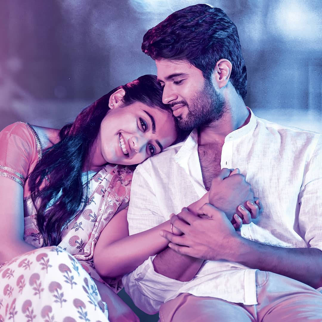 Vijay Devarakonda, couple, soft purple and blue lighting, SD Desktop Wallpaper
