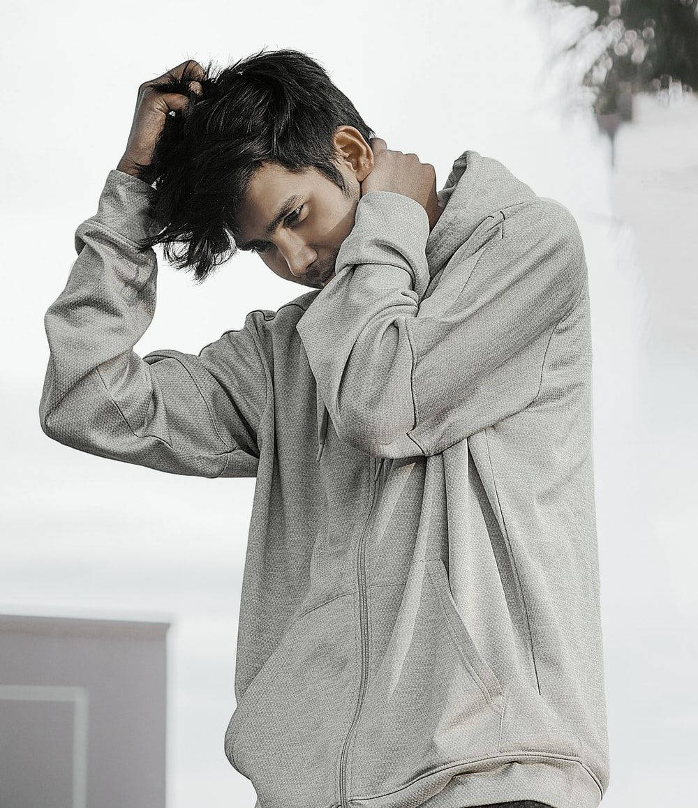 Vijay Mahar, gray hoodie, young man, SD Phone Wallpaper