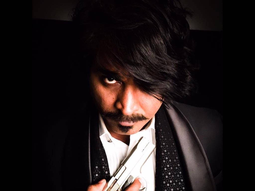 Vijay Sethupathi, black outfit, silver pistol, SD Desktop Wallpaper