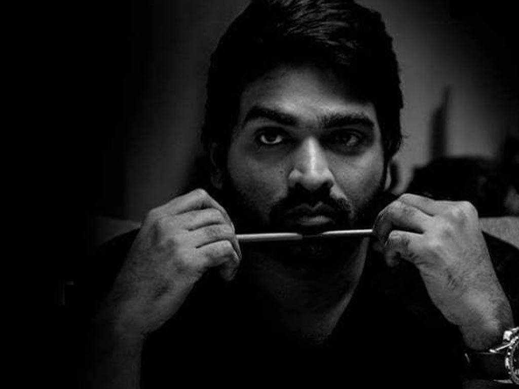 Vijay Sethupathi, black and white portrait, beard, SD Desktop Wallpaper