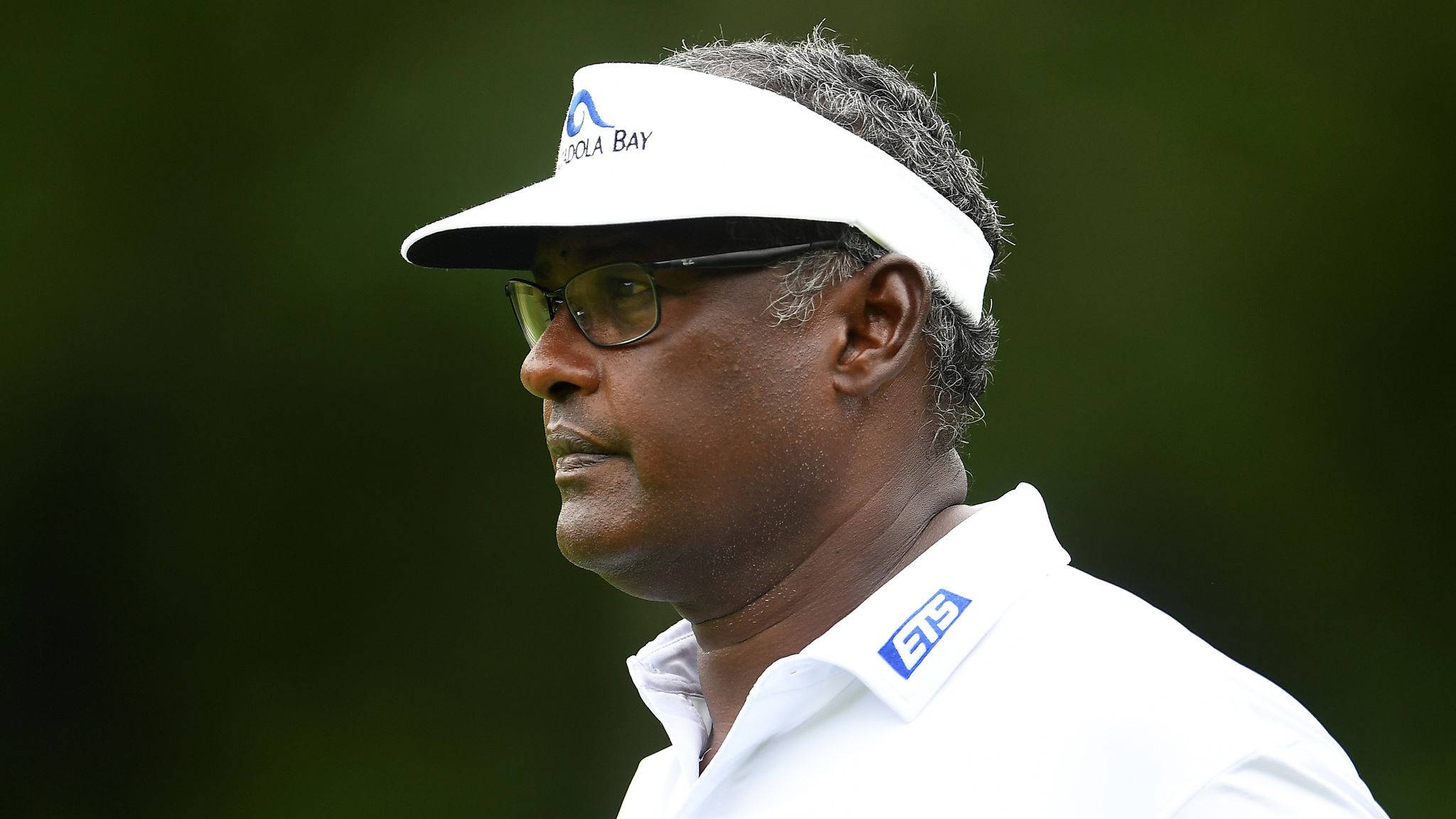 Vijay Singh, white visor, white shirt, Full HD Desktop Wallpaper