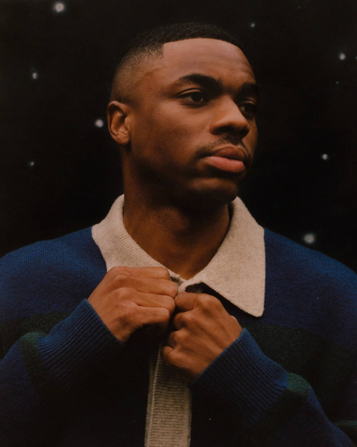 Vince Staples, blue and beige knit sweater, starry night sky, HD Phone Wallpaper