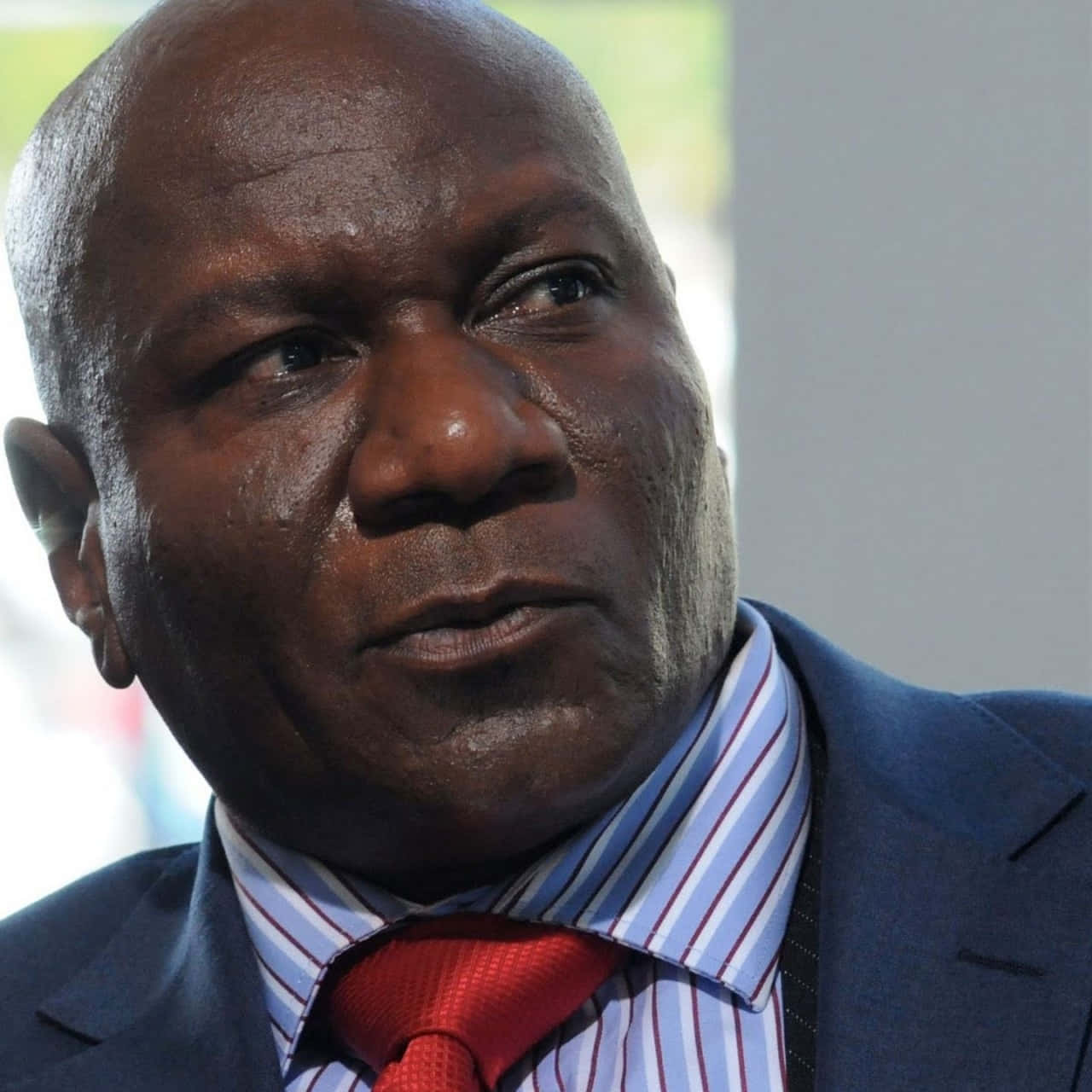 Ving Rhames, blue suit, red tie, HD Desktop Wallpaper
