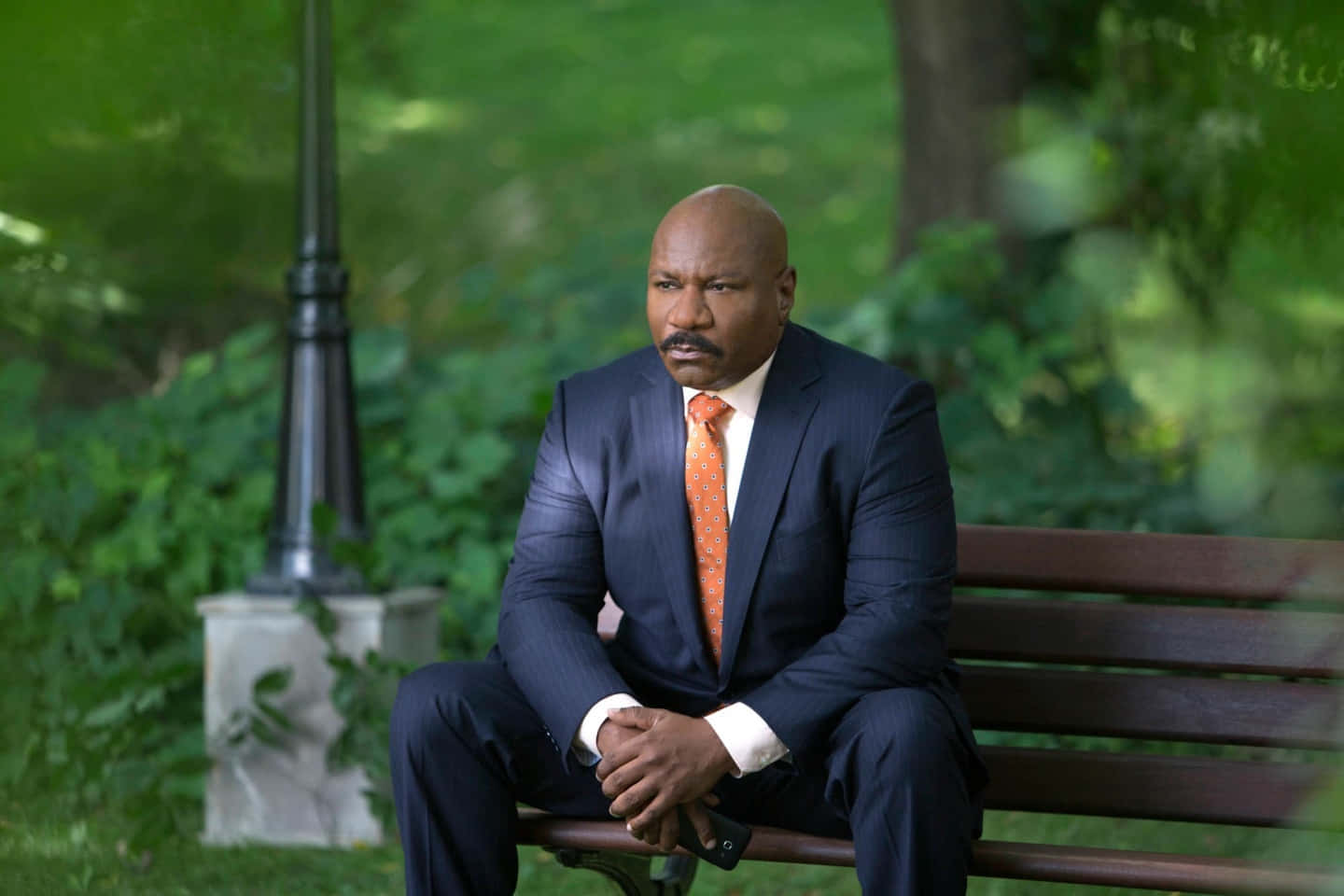 Ving Rhames, dark suit, orange tie, HD Desktop Wallpaper