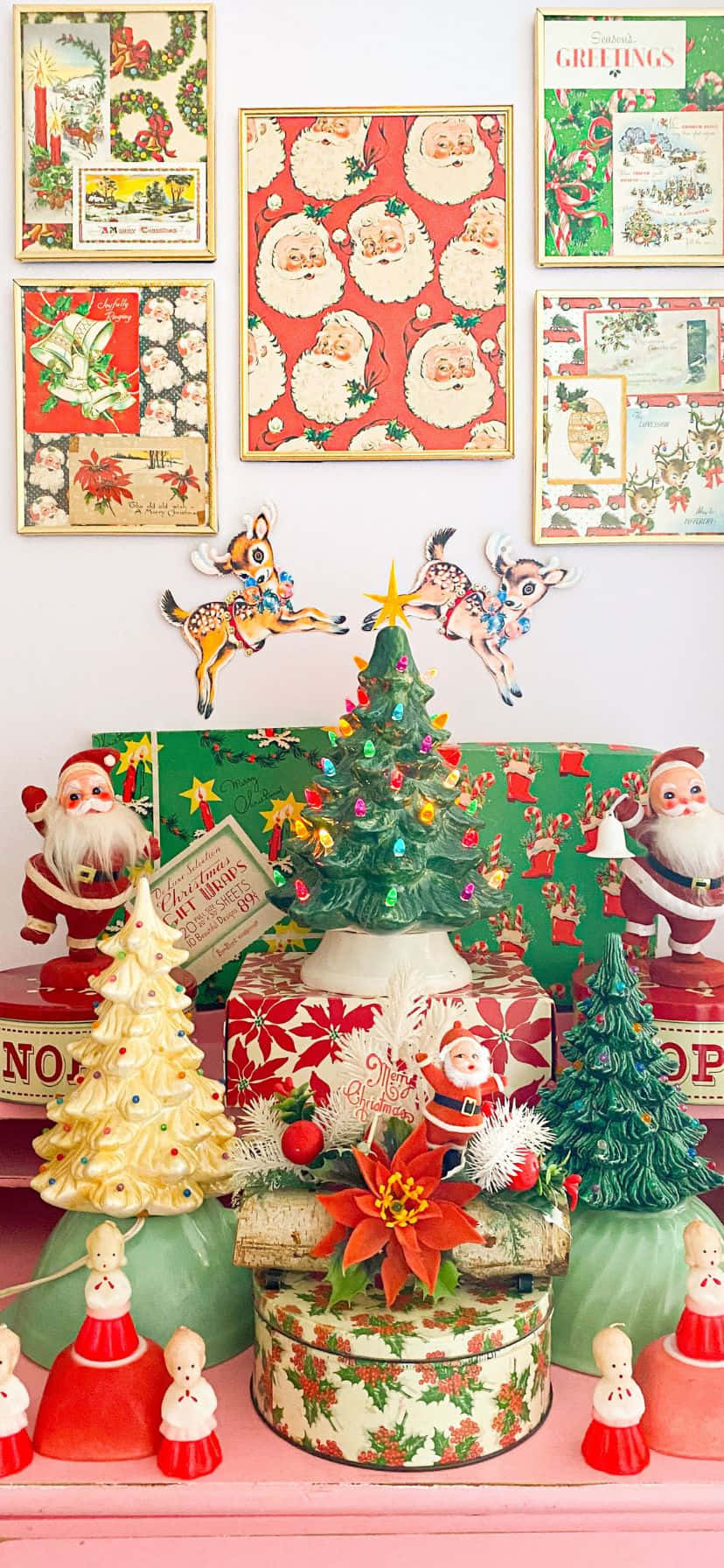 Vintage 50s Christmas, retro Santa posters, paper cutouts, HD Phone Wallpaper