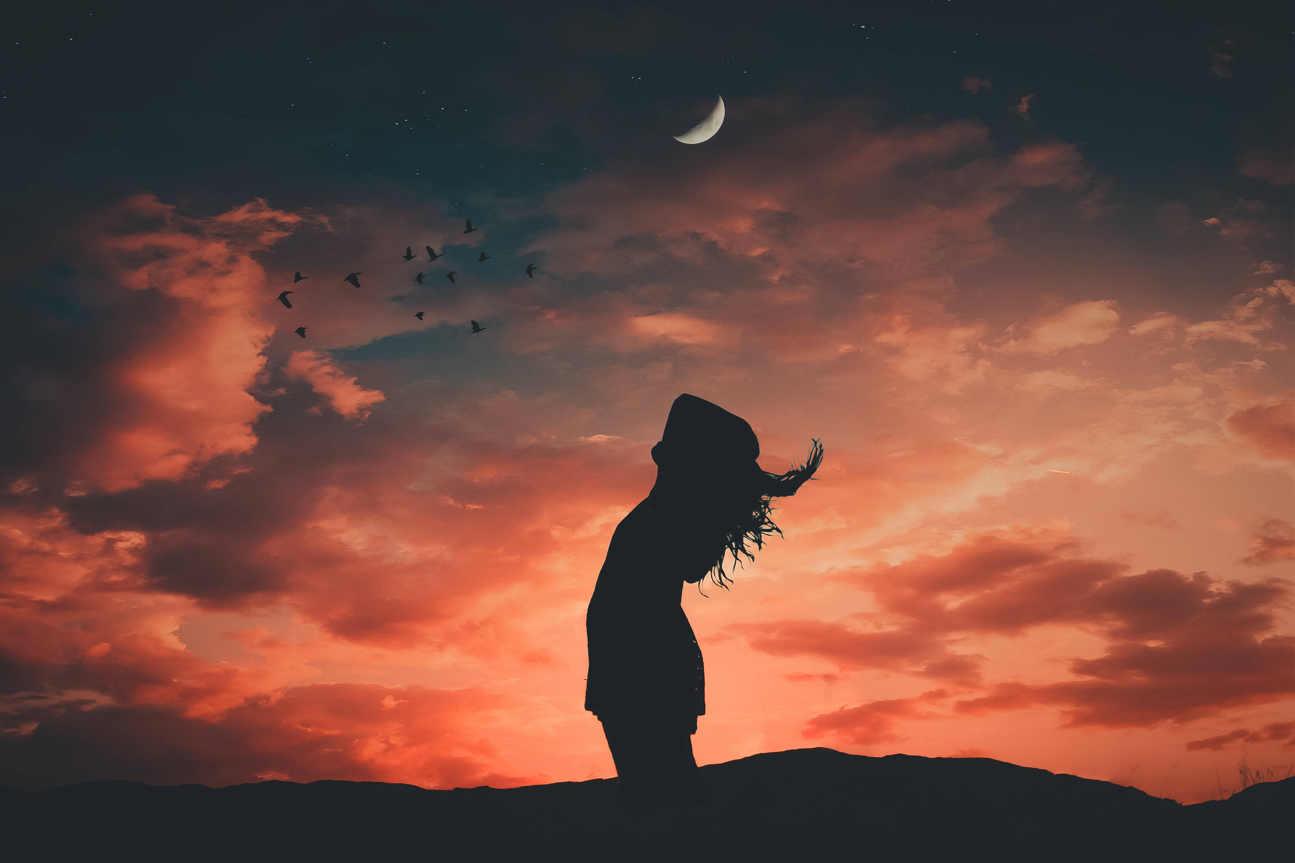 Vintage Aesthetic Clouds, girl silhouette, crescent moon, 4K Desktop Wallpaper