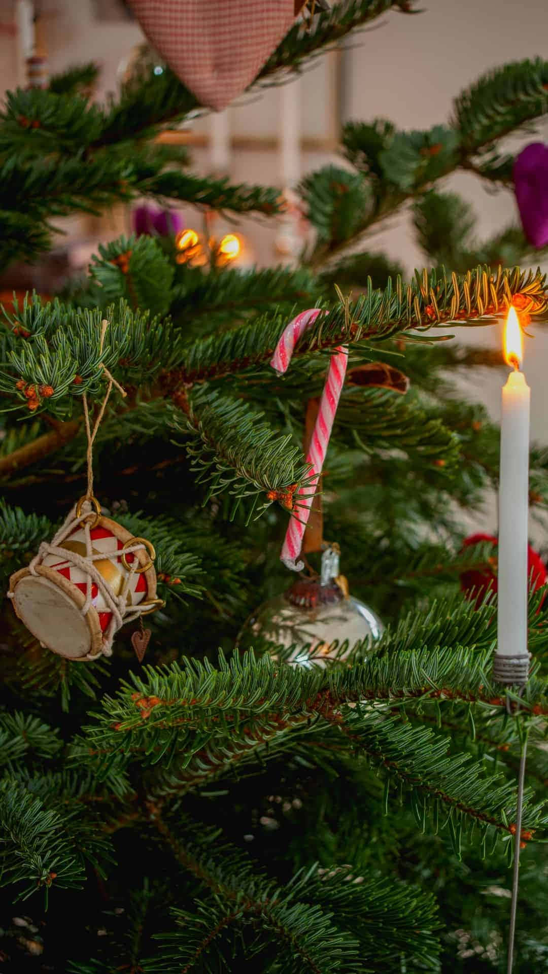 candle candy cane, drum ornament, lit candle, Full HD Phone Wallpaper