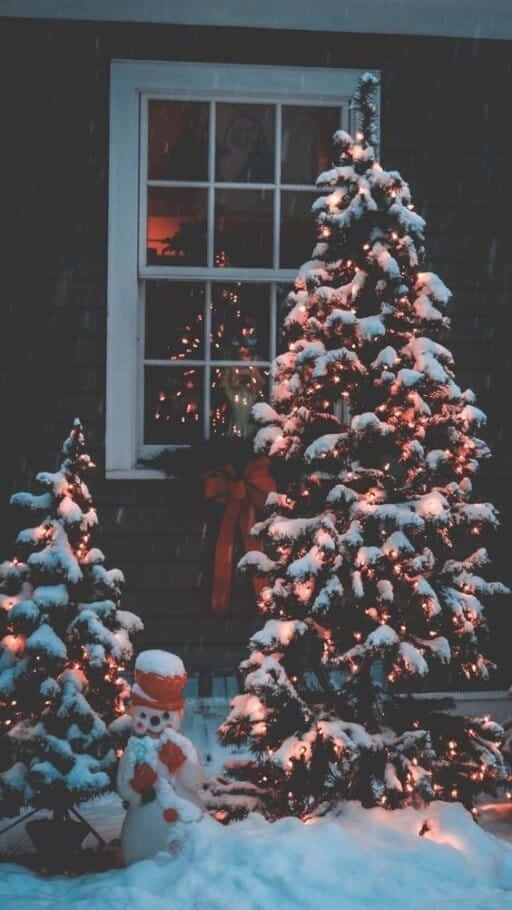 Christmas tree, snowman, window, SD Phone Wallpaper