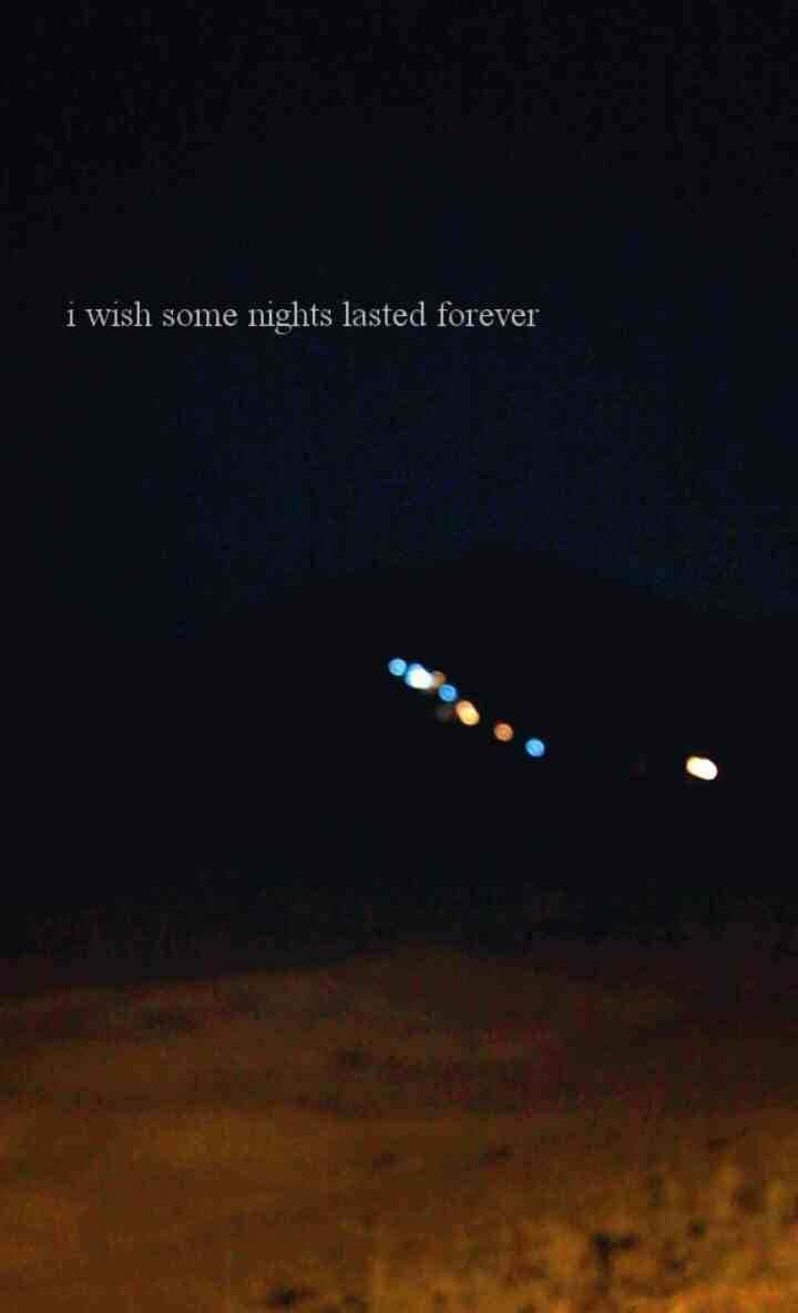 vintage grunge aesthetic, dark night sky, barren field, SD Phone Wallpaper
