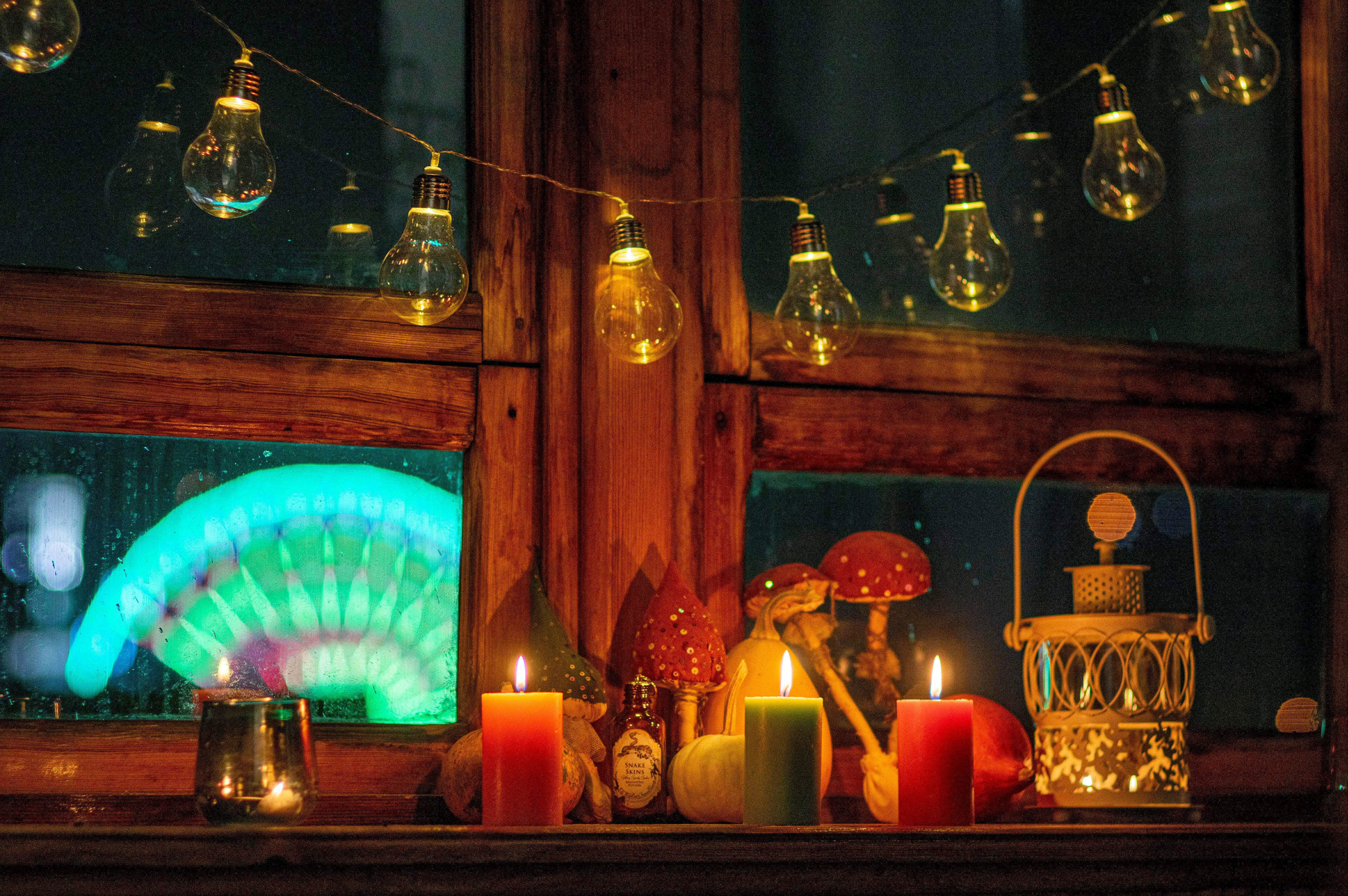 Vintage Halloween, glowing candles, string lights, 4K Desktop Wallpaper