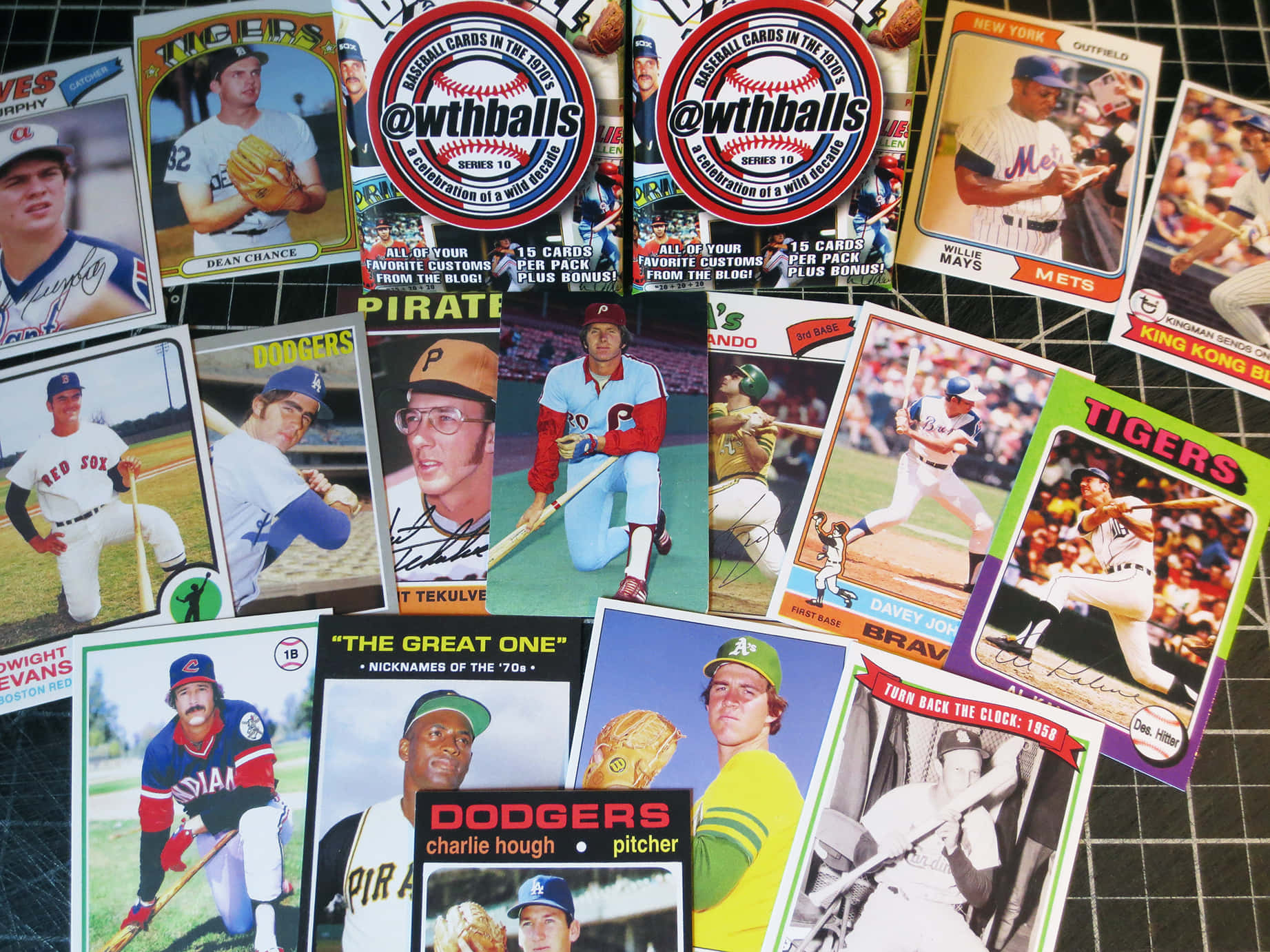 Vintage Baseball Cards Collection, grid-patterned surface, classic players, HD Desktop Wallpaper