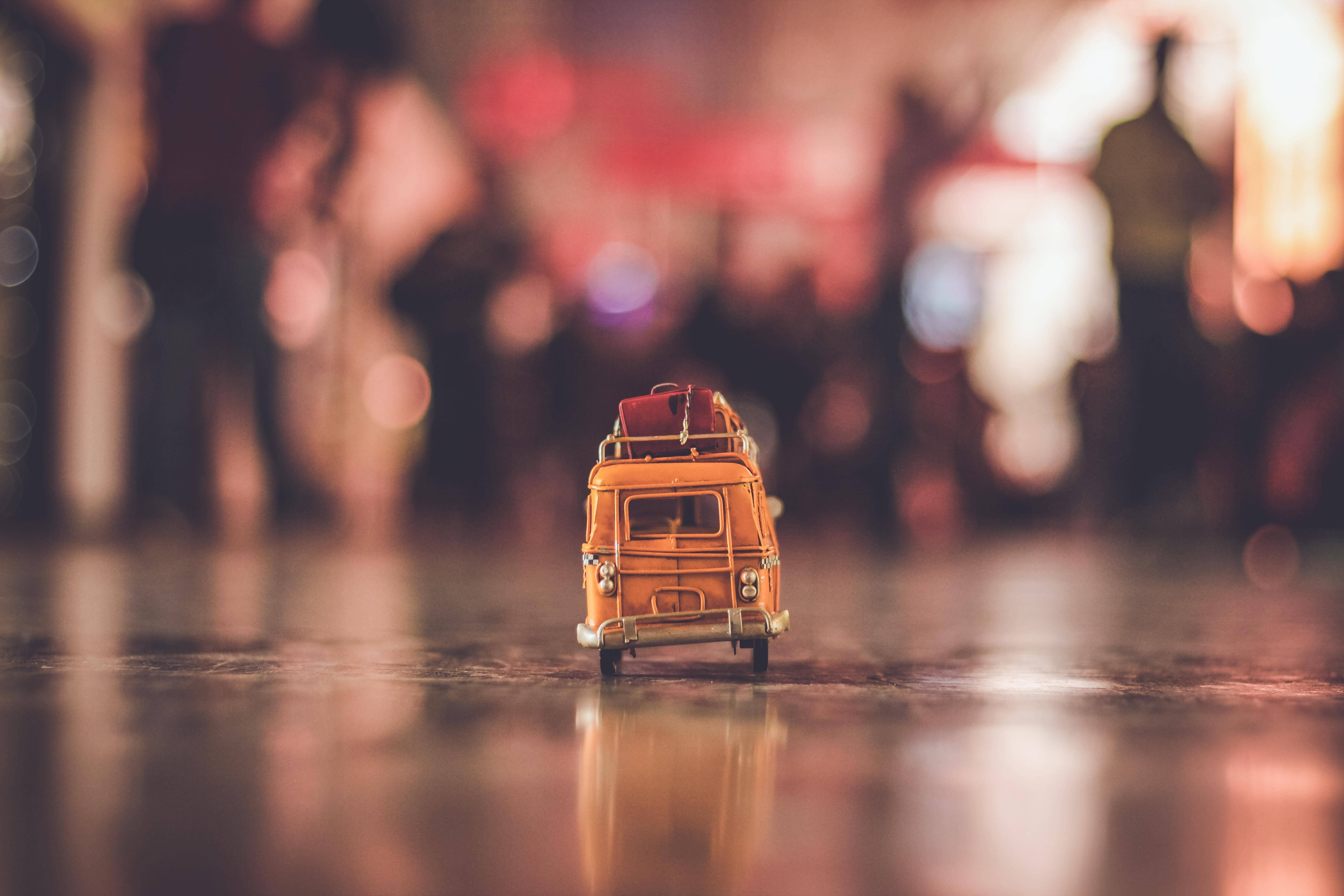 orange vintage van, luggage on roof, wet pavement, 5K Desktop Wallpaper