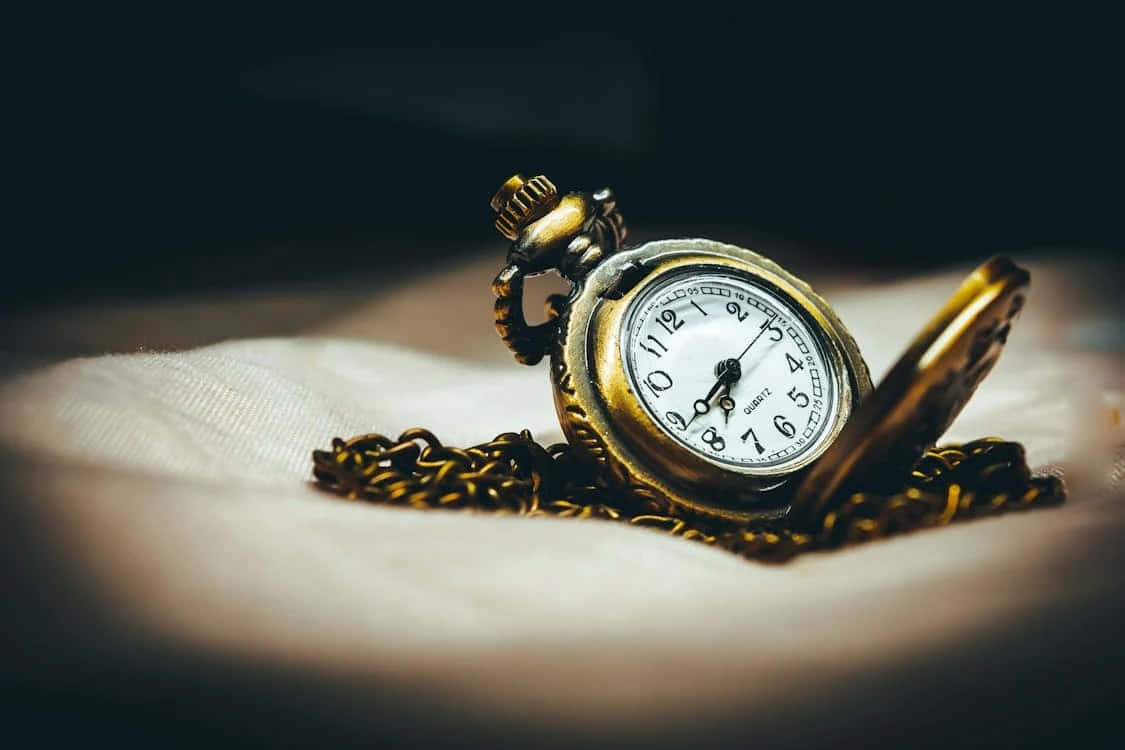 antique pocket watch, brass, white face, SD Desktop Wallpaper