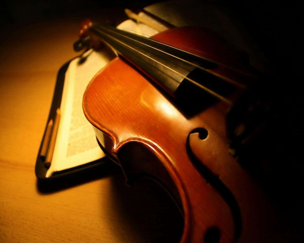violin, sheet music, wooden table, HD Desktop Wallpaper